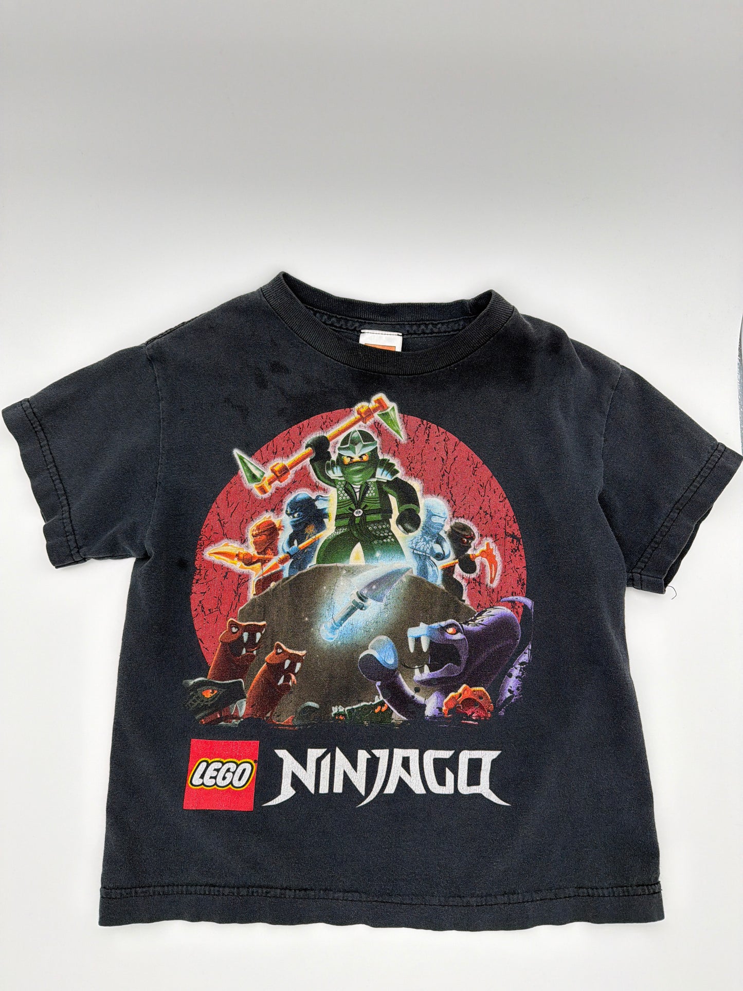 Vintage ‘12 Ninjago t-shirt, size:8Y