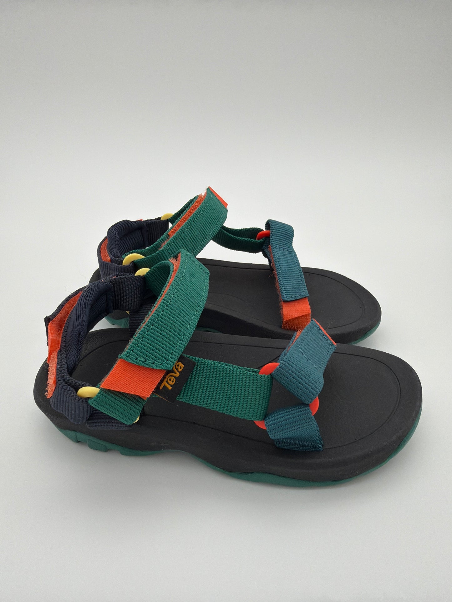 Tri color Teva, 7C