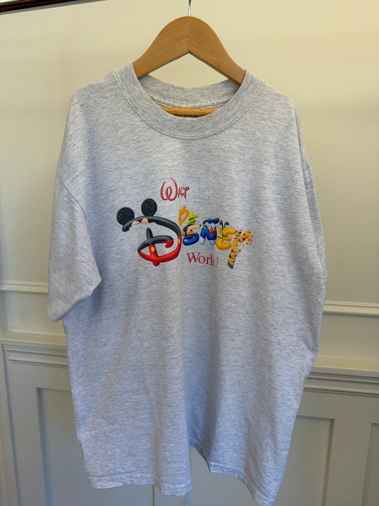 Adult Vintage Disney World t-shirt, Size: Small