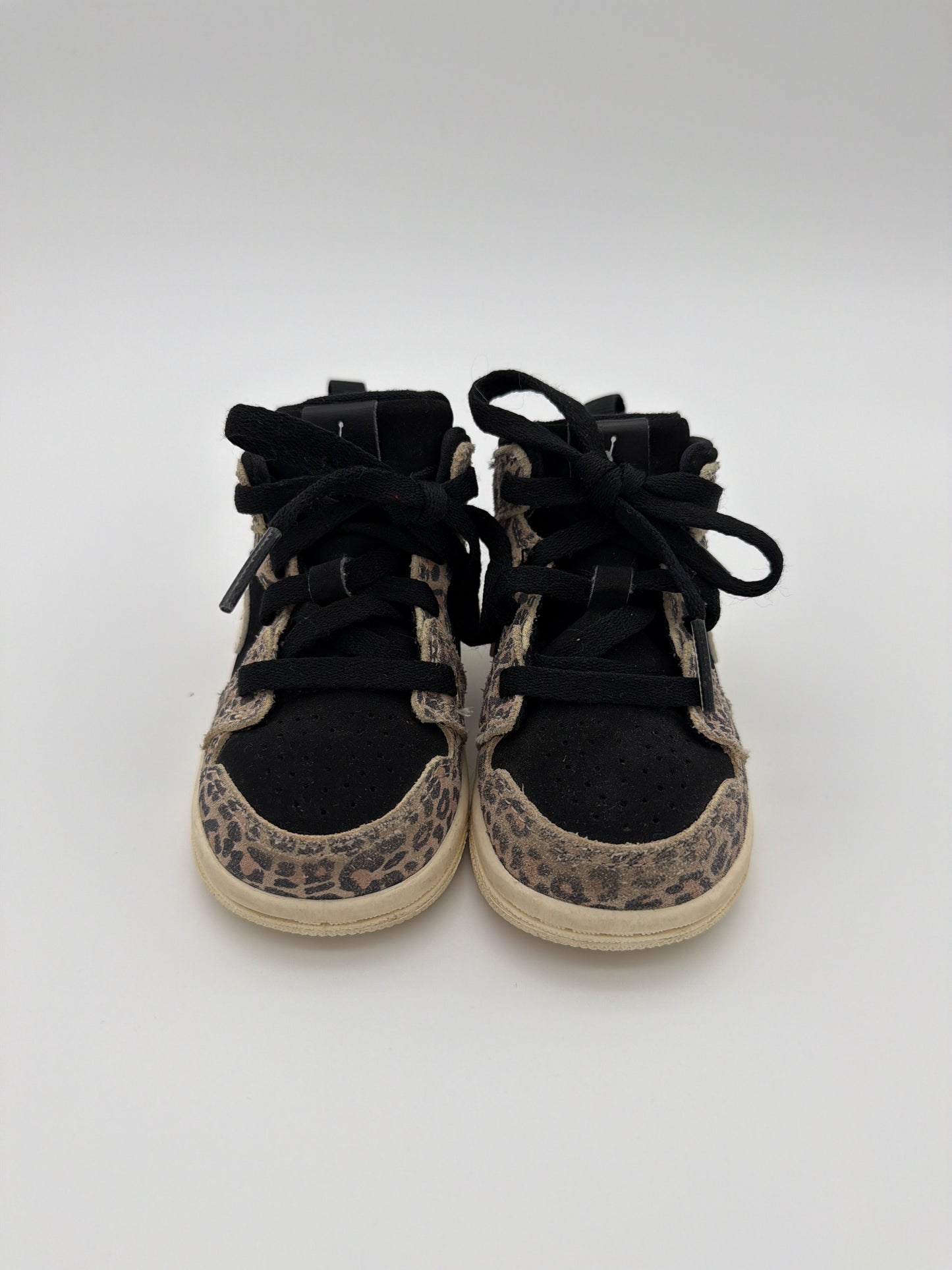 Leopard Nike Jordans, size:4C