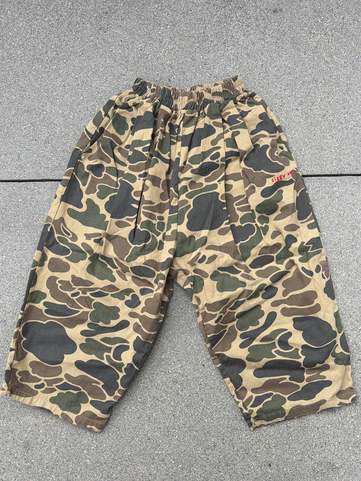 Preloved Ziggy Zaza Camo Pants, Size:5/7Y
