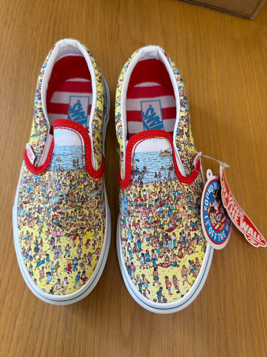 NEW vans “where’s Waldo” slip ons, size:2K